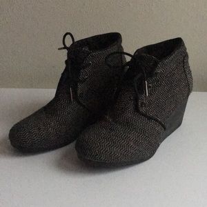 Toms Booties